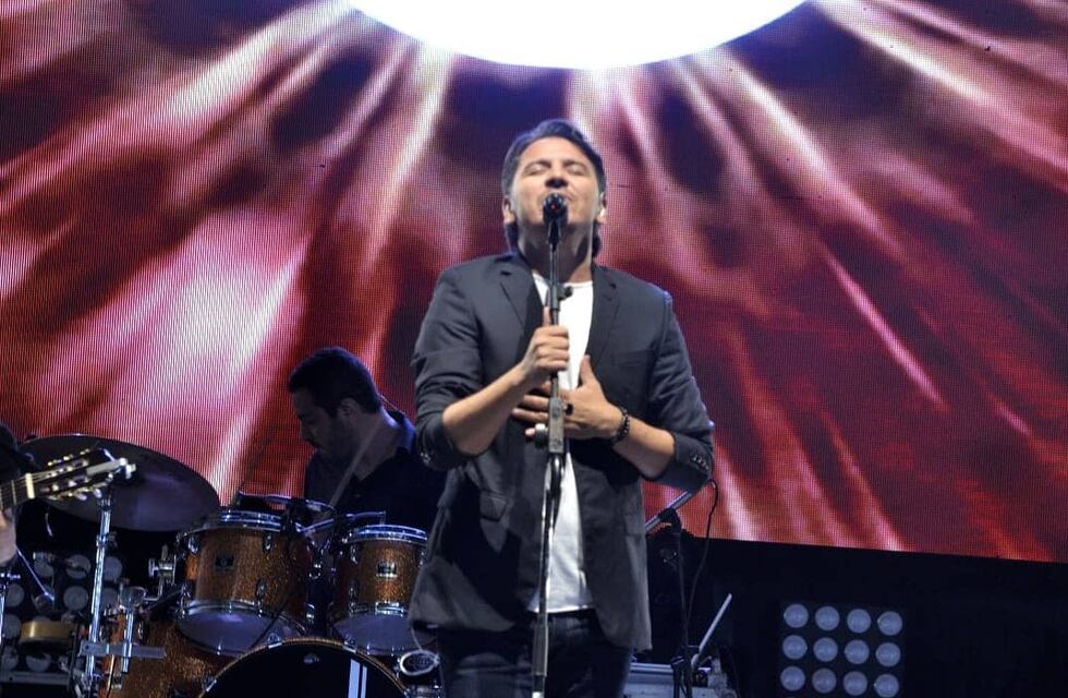 Christian Herrera y Matacos cantan por los niños de Morillo