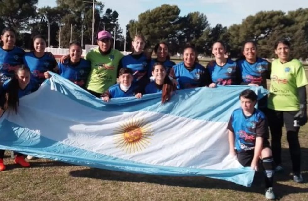 Fútbol Femenino: Puerto Belgrano enfrentará a Villa Mitre por los playoff
