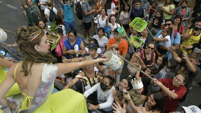 El Carrusel de las Reinas volvió con todo. Foto: Orlando Pelichotti / Los Andes.