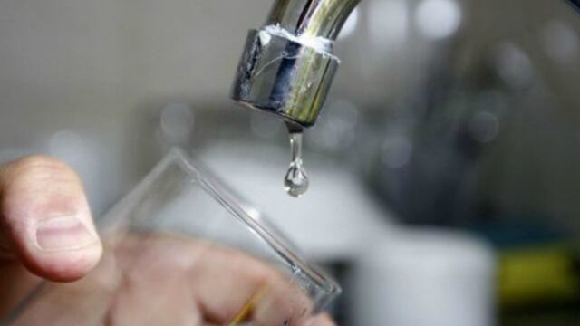 Aysam pidió a la comunidad hacer un uso solidario y responsable del agua potable.