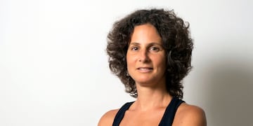 La poeta peruana Micaela Chirif acaba de publicar a través de la editorial argentina Limonero su encantador álbum ilustrado Las Ovejas.
