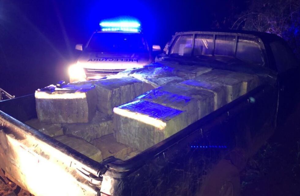 Prefectura Naval Argentina secuestró casi media tonelada de droga en Puerto Libertad