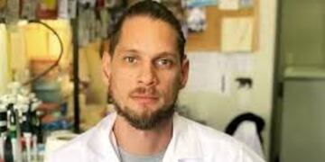 Científico que participó en la creación del primer test serológico para el coronavirus