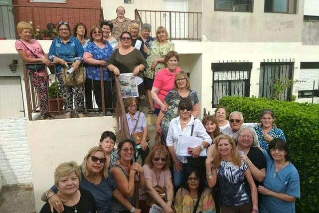 Enfermeras Civiles de Malvinas recibieron el Faro de Oro Especial