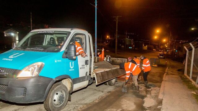 Camino a Le Martial: Finalizaron los trabajos de bacheo nocturno en la calle Aldo Motter