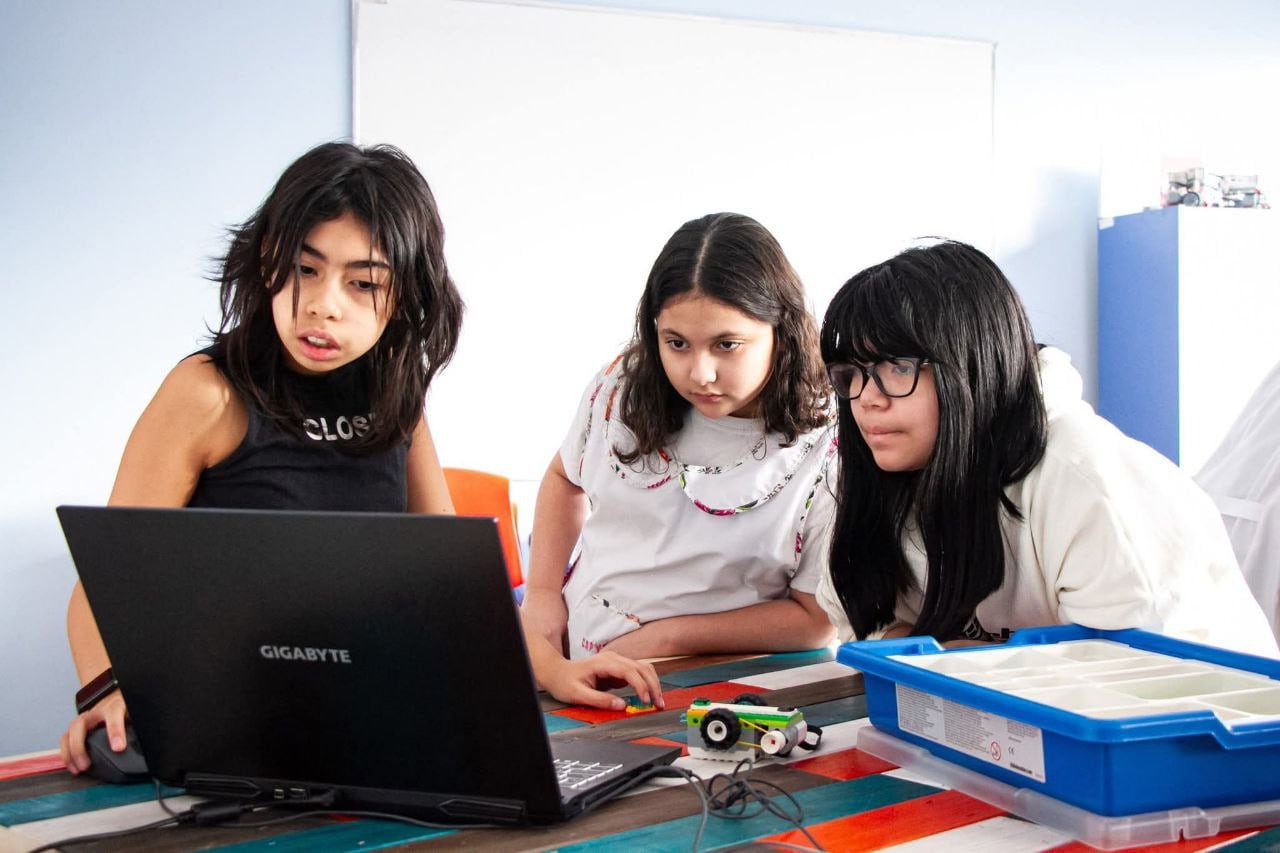 Espacio Tecnológico y el Centro de Formación Laboral y Tecnológica.