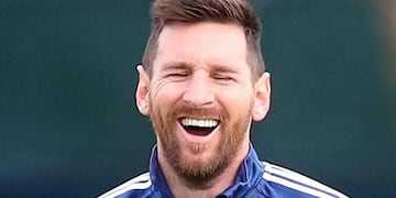 El delantero del PSG se viralizó por tomarse el momento con humor.