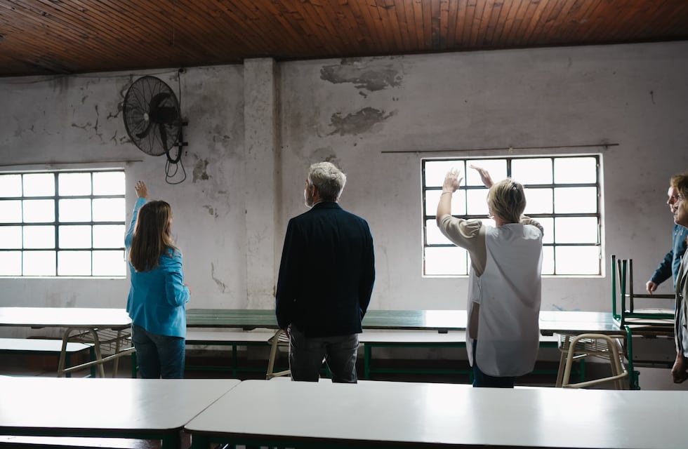El gobierno de Entre Ríos anunció reparaciones en 50 escuelas en emergencia