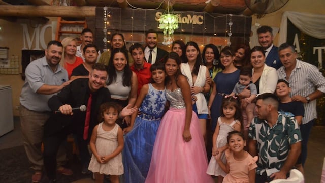 Abril y Trini en pleno festejo