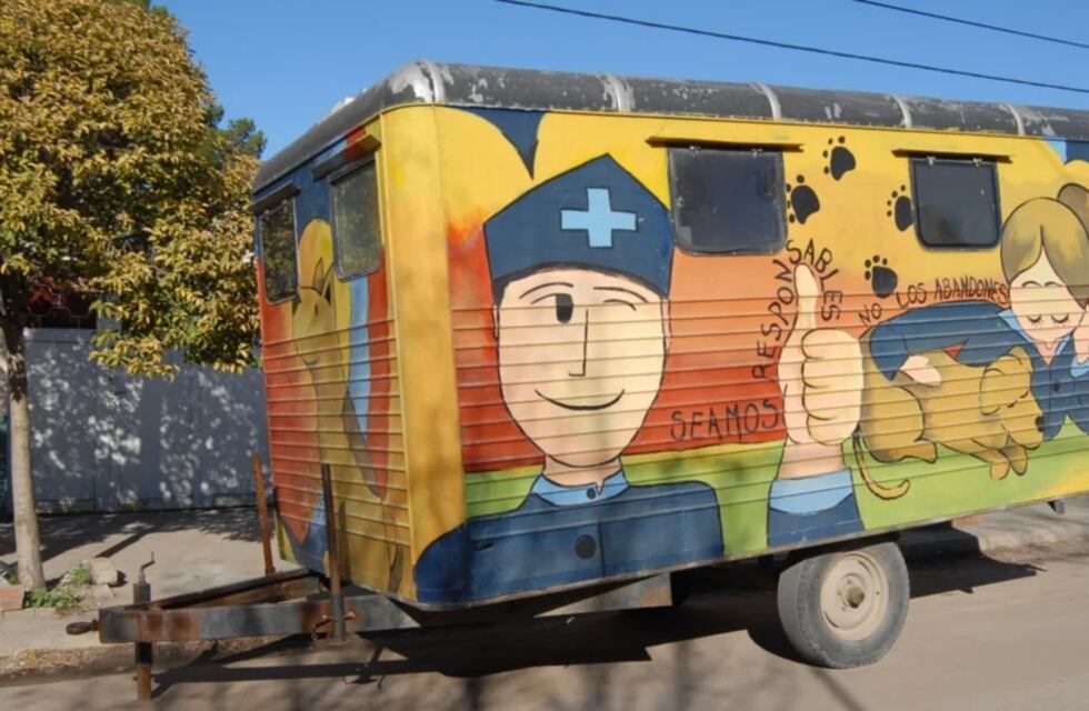 Punta Alta: el quirófano veterinario móvil llegó al barrio Congreso