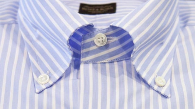 No es decorativo: la verdadera función de los botones que tienen las camisas en el cuello