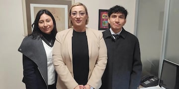 La jefa de Asesoría Letrada del ISJ, Iris Rosales (al centro), informó sobre sanciones aplicadas a profesionales por cobros indebidos o prestaciones deficientes.