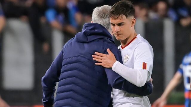 Dybala está en duda para el cotejo ante Bayer Leverkusen por las semifinales de la Europa League (Foto: Prensa Roma).