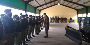 Parte del contingente emprendió el viaje desde Ezeiza para trabajar en la Cuna de la Bandera y la región.