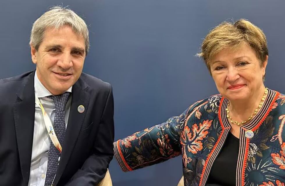 A la espera de la palabra del FMI, el Gobierno vuelve a desafiar al mercado
