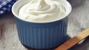 Cómo hacer yogurt griego.