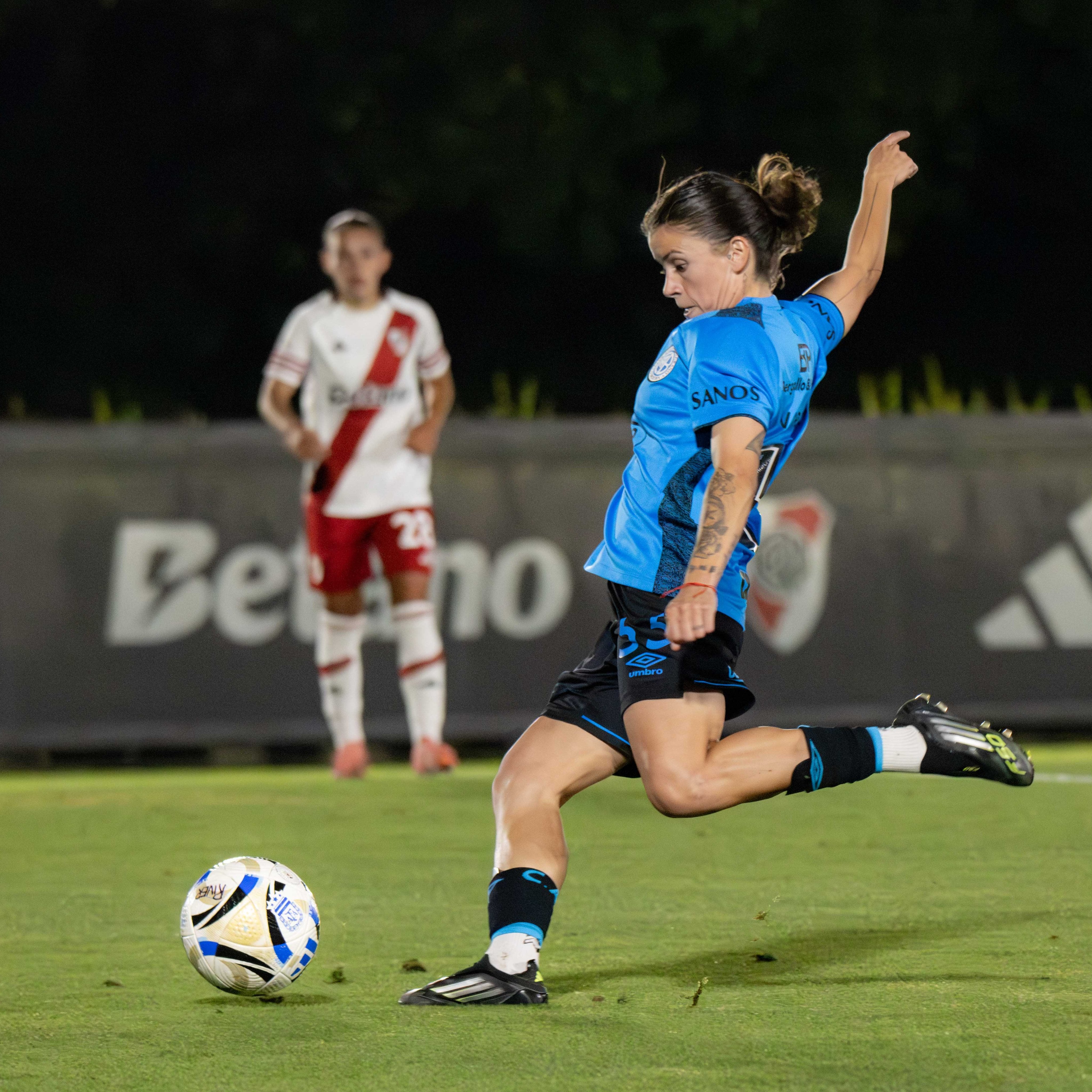Belgrano y un empate de visitante ante River que ilusiona para llegar a la final del torneo de Primera División femenino.