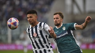 Talleres y Gimnasia LP empataron 2-2 en el Kempes, en entretenido partido por la Liga Profesional. (Javier Ferreyra / La Voz)