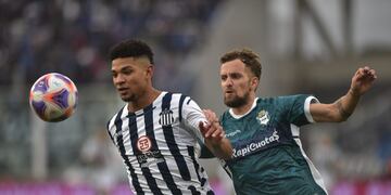 Talleres y Gimnasia LP empataron 2-2 en el Kempes, en entretenido partido por la Liga Profesional. (Javier Ferreyra / La Voz)