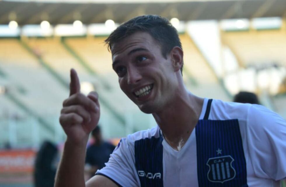 Se destrabó el pase de Komar de Talleres a Rosario Central