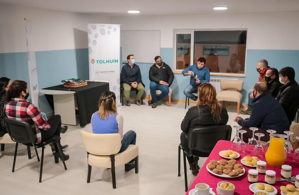 Tolhuin: el Municipio agasajó a los y las periodistas locales en su día