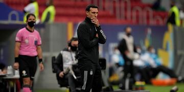 Lionel Scaloni a la espera de con qué jugadores podrá contar para la Selección Argentina