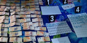 Detienen a una mujer por administrar un narcokiosco en Puerto Rico.