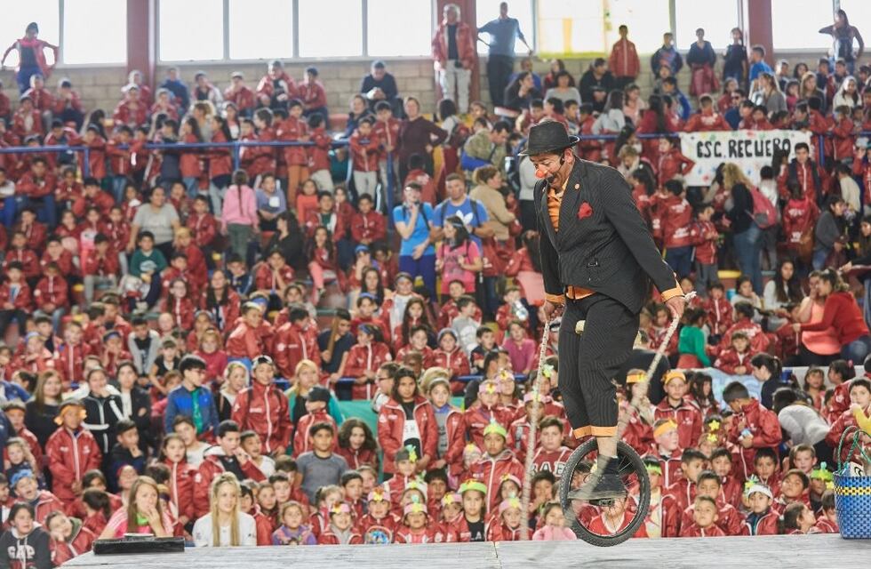Las Heras lleva espectáculos y diversión a los barrios para estas vacaciones