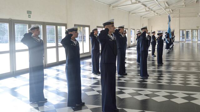Nuevos egresados del Curso de Integración Militar para Técnicos