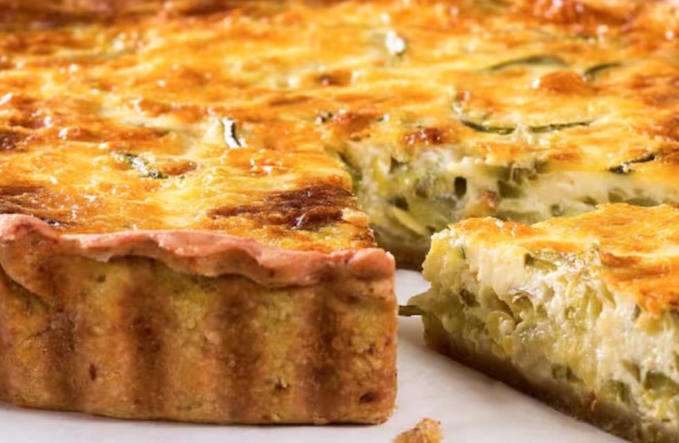 Nutritiva y rendidora: receta fácil de tarta de puerro