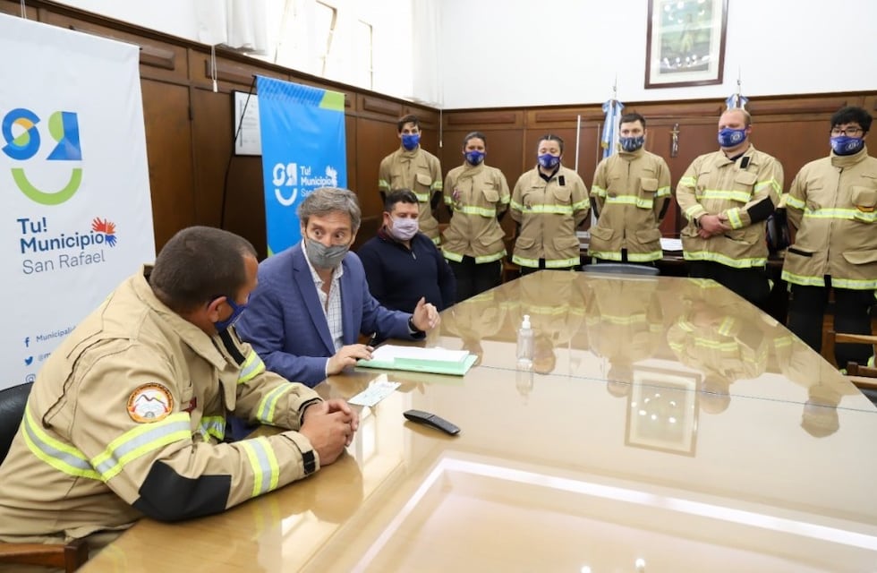 La comuna entregó un subsidio a los Bomberos Voluntarios de Salto de las Rosas