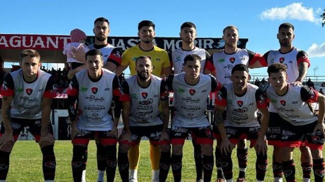 Sporting le ganó 2 a 0 a Liniers.