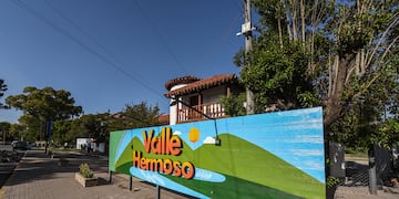 LLEGADA DEL TREN A CAPILLA DEL MONTE
FOTOS DE LA ESTACION DE VALLE HERMOSO, ESTACION DE HUERTA GRANDE, ESTACION DE LA CUMBRE Y DE CAPILLA DEL MONTE. Foto Carlos Romero