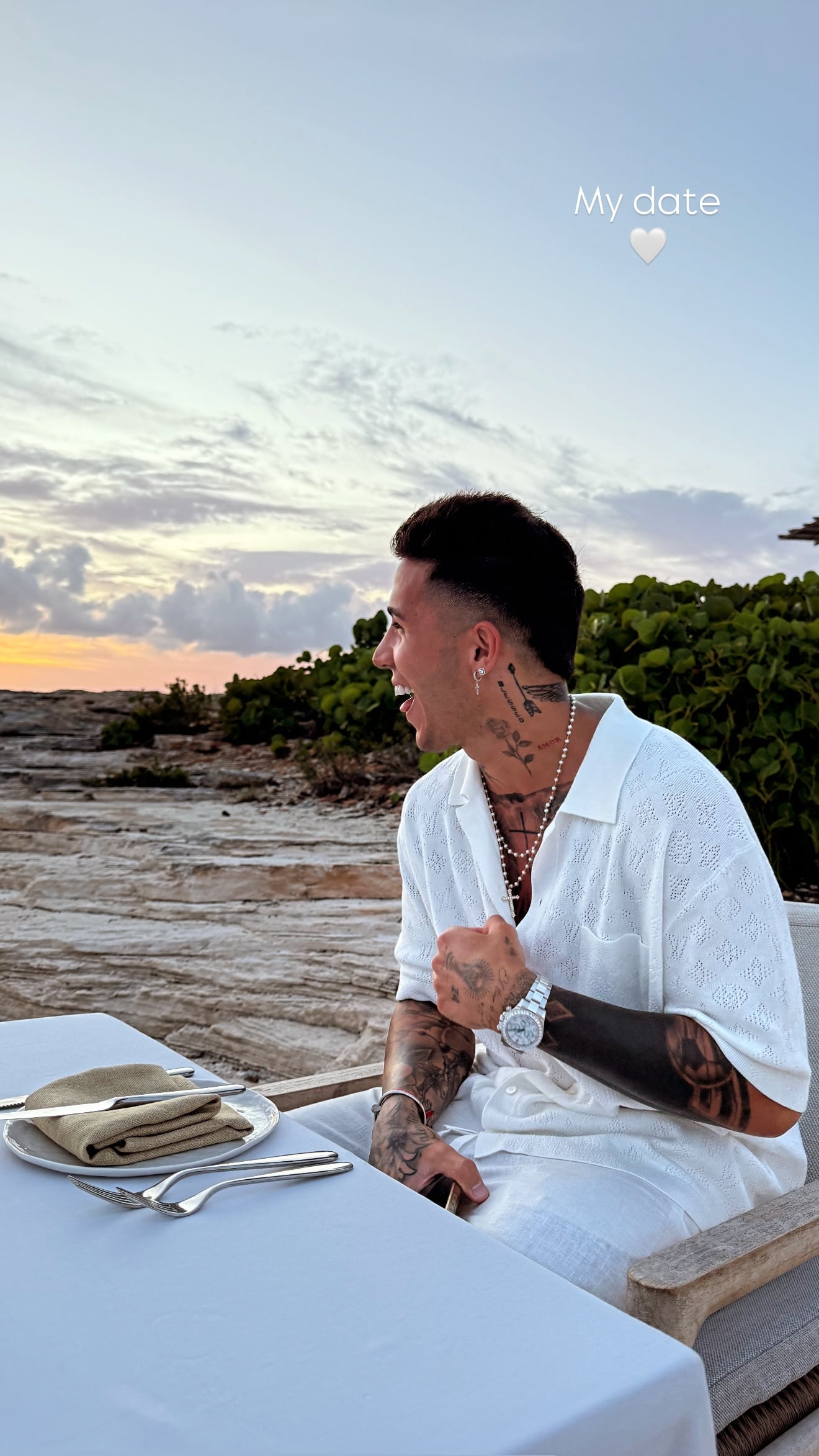 La romántica cita de Enzo Fernández con Valentina Cervantes