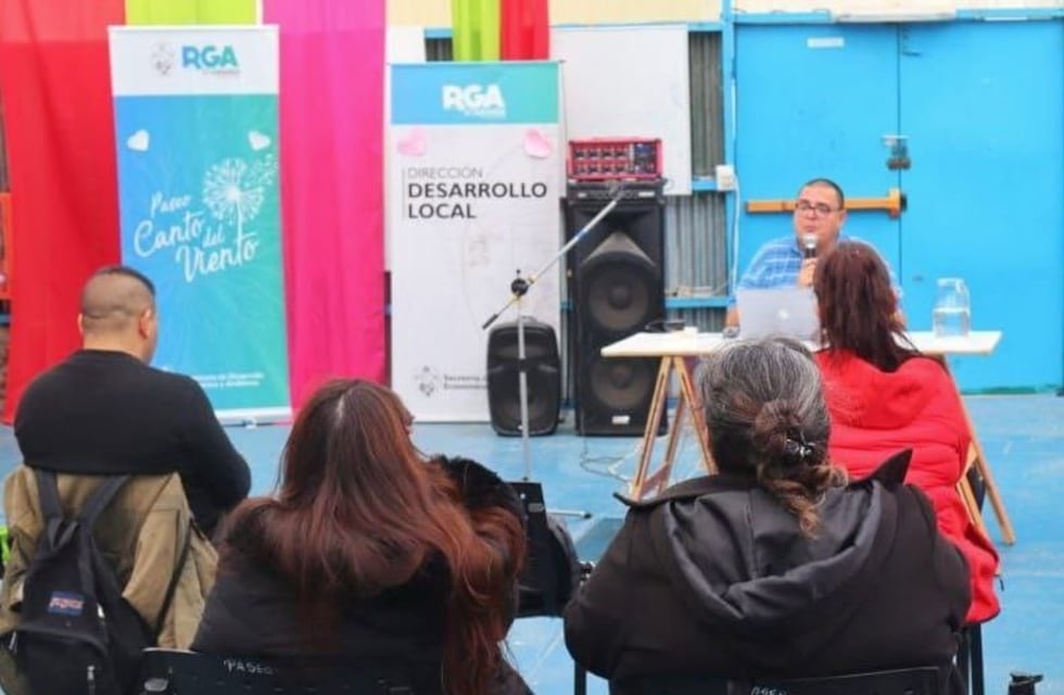 Comenzó el nuevo ciclo de charlas del programa “Hecho en Río Grande”