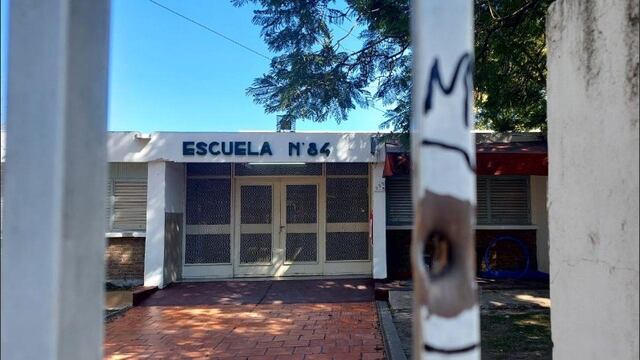 Luego de las balaceras y amenazas en escuelas de Rosario, arrancó el programa “Te acompaño de la escuela a casa”.