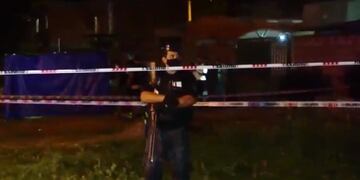 La Policía custodió la zona de Valparaíso al 3200 hasta el anochecer, cuando trasladaron el cadáver de la víctima. (Canal 3)
