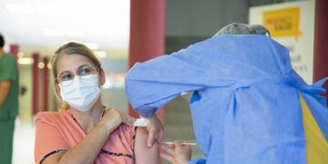 San Francisco comienza con la aplicación de la vacuna China Sinopharm.