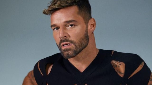 Está inspirada en el espacio exterior y sale una fortuna: este es el exquisito perfume que usa Ricky Martin.