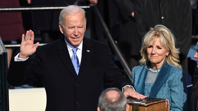 Joe Biden asumió la presidencia de Estados Unidos: “No hay tiempo que perder”