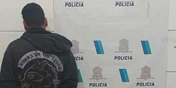 Aprehendido por agredir físicamente a su hija menor de edad