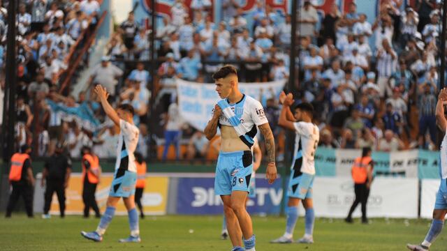 Racing busca el segundo ascenso disponible, y por cuartos de final quiere jugar en San Francisco (Federico López Claro).
