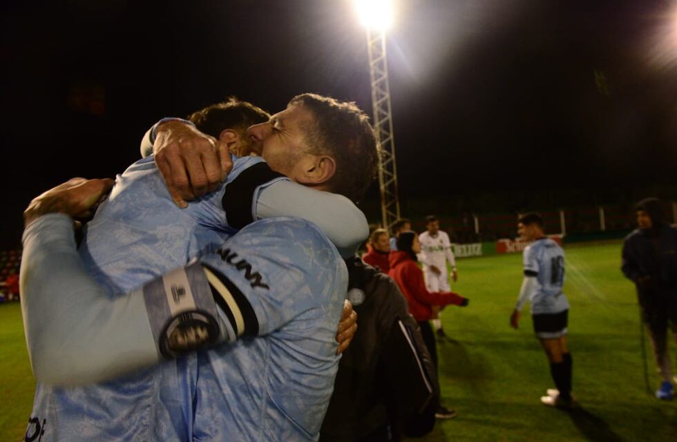 Video: el festejo íntimo de Belgrano por otro triunfo que lo acerca al objetivo