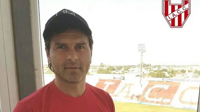 El Tano Riggio defendió las dos camisetas, pero se queda con la de Instituto.