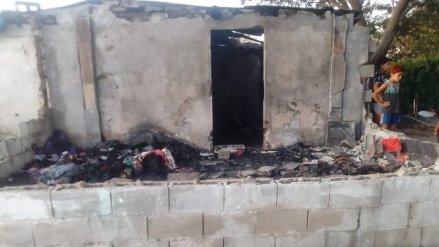 Incendio en barrio Alta Córdoba dejó a una familia sin hogar.