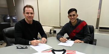 Pablo Solari firmó contrato con River hasta diciembre de 2026