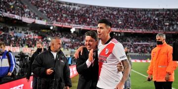 El defensor mendocino Fabrizio Angileri junto al técnico Gallardo. "No me imaginaba un River sin Marcelo", remarcó en Mendoza.