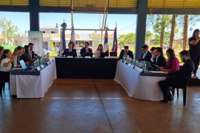 El Concejo Deliberante de Posadas sesionó en Itaembé Guazú y aprobó un registro de sancionados por maltrato animal.