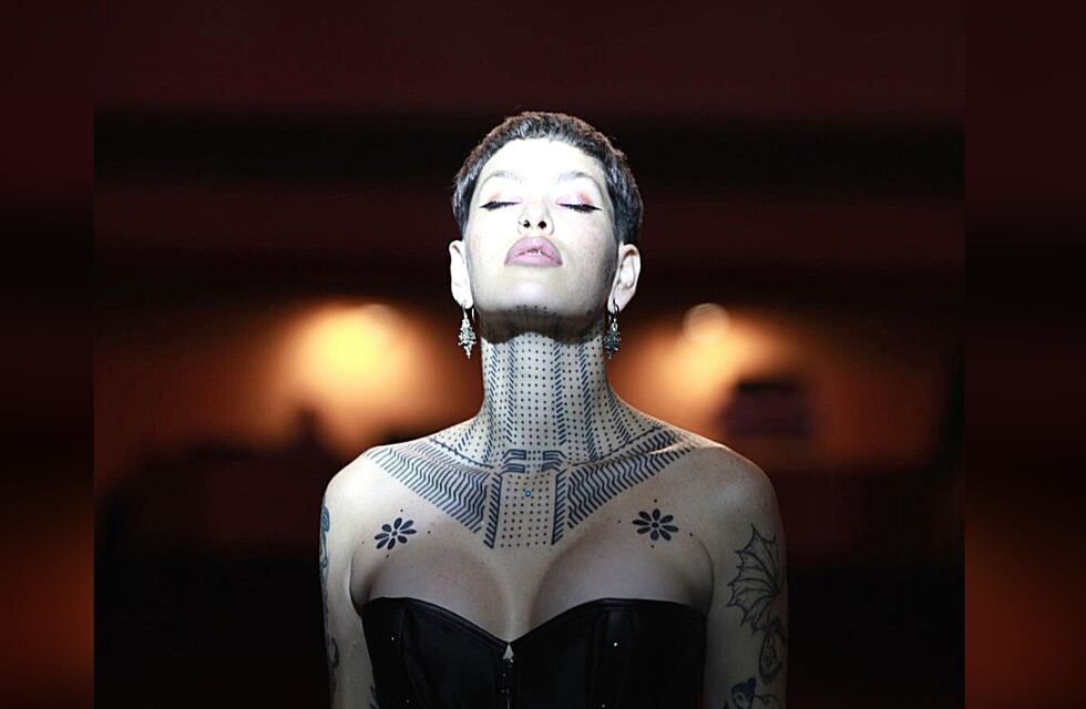 Ana Devin, la música que perdió parcialmente la audición y concientiza sobre la hipoacusia neurosensorial