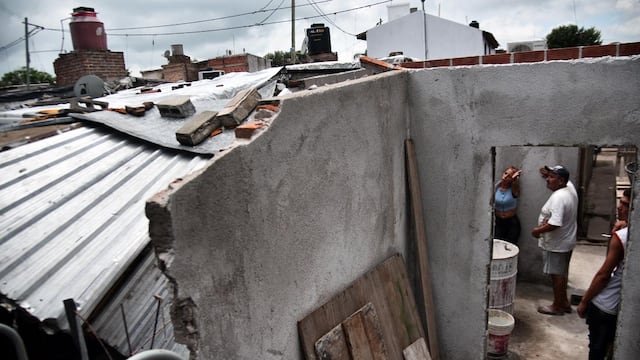 Provocaron el descarrilamiento un tren e impactó contra unas casas. Avenida Japón al 400 y calle Godoy.
Barrio Remedios de Escalada. (Pedro Castillo/ La Voz)